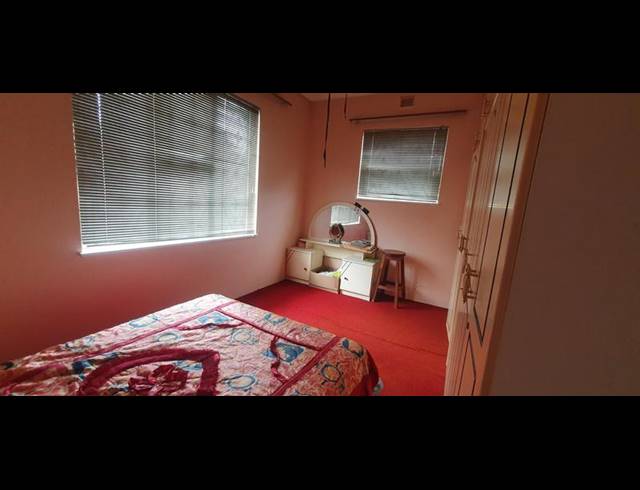 4 BEDROOM HOUSE FOR SALE IN CRAIGIEBURN